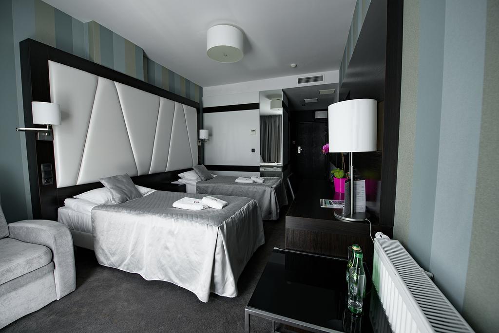 Hotel Grafit 4*